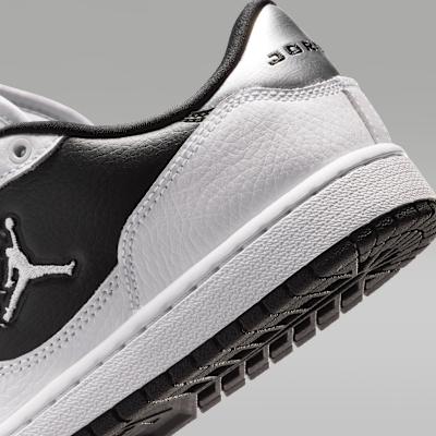 Jordan COURT CONNECT Low Top Basketball Shoes White Black Unisex