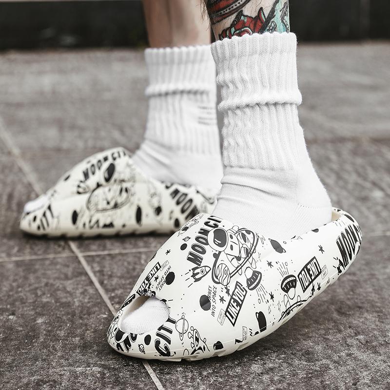 New Summer Couple Outerwear Sports Fashion Leisure Men and Women Beach Non-slip Flip Flops