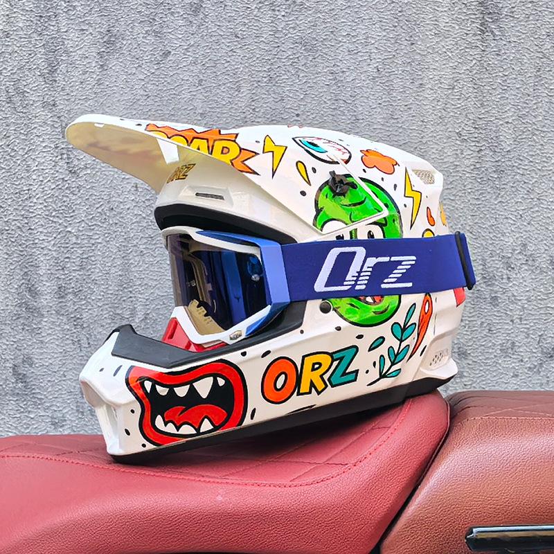 ORZ Full-Face Helmet for Off-Road, Electric Scooters, Mountain Biking, and Street Riding