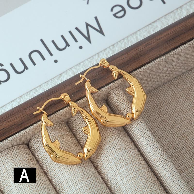 Versatile Titanium Steel Geometric U-Shaped Women's Earrings