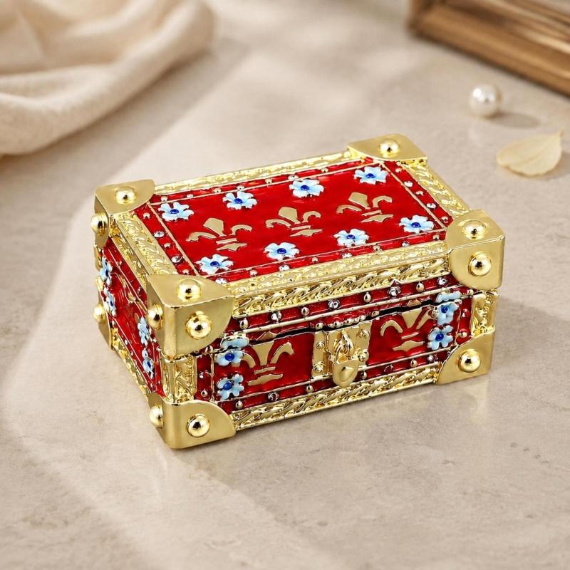 Zinc Alloy Jewelry Storage Box with Open Interior, Quiet Magnetic Closure, Blue Floral Motifs, and Gold-Tone Trim