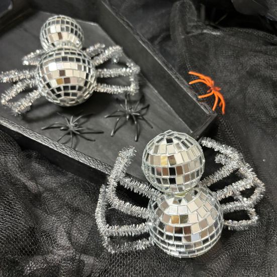 Halloween Disco Spider Decor Mirror Reflective Spider Figurine Disco Ball Table Glitter Spider Sign for Indoor Bar Home Tiered Tray Decor