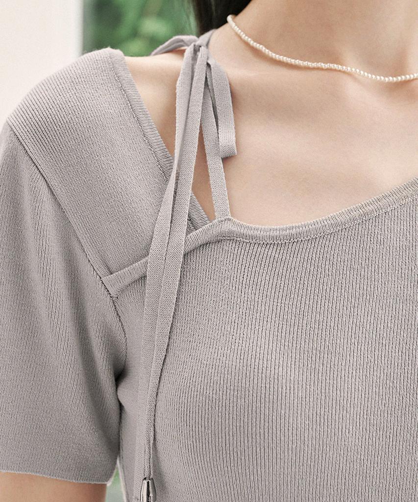MICANE Smooth Neck Strap Line Knit