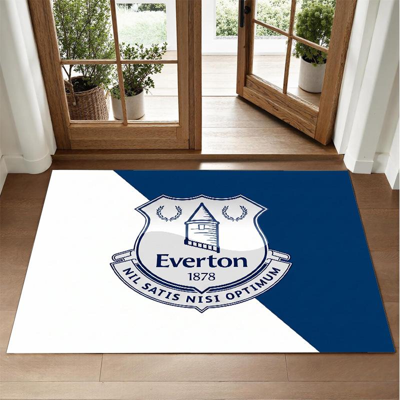 Everton Football Design Crystal Velvet Rug Soft Decorative Mat for Bedroom Entrance