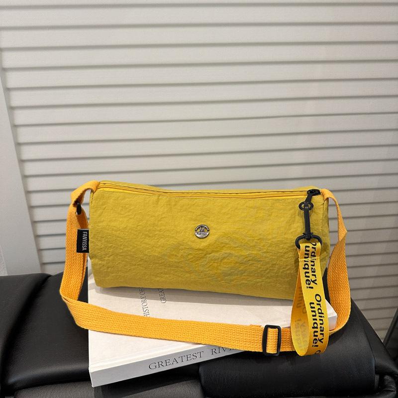 Casual and Niche Crossbody Bag, Fashionable Single-shoulder Lightweight Sports Backpack