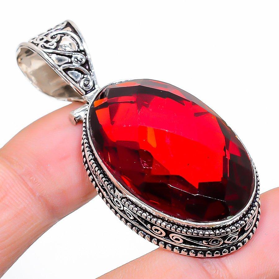 

Vintage Mozambique Garnet Gemstone Handmade Ethnic Jewelry Pendant 2.21 VR-3490
