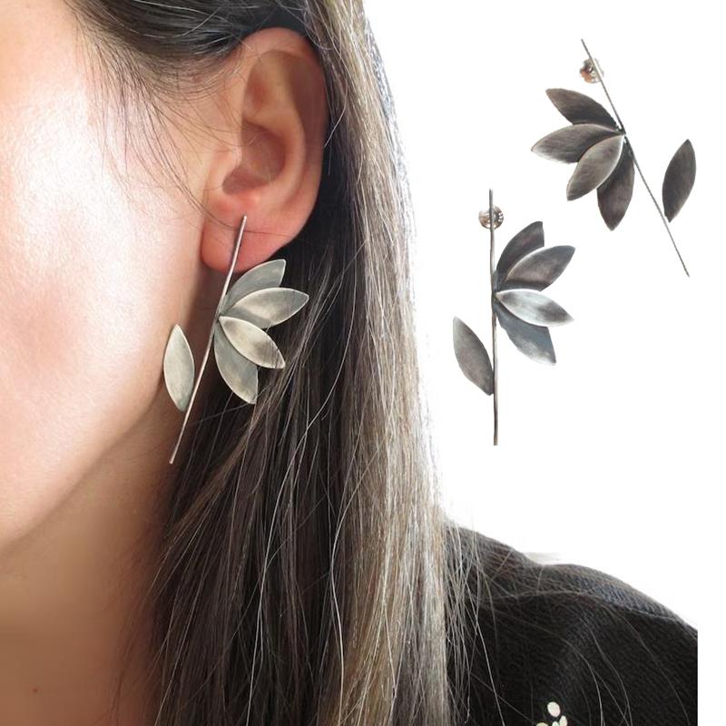 Delicate Flower Metal Green Crystal Dangle Earrings for Women Girl Chic Jewelry