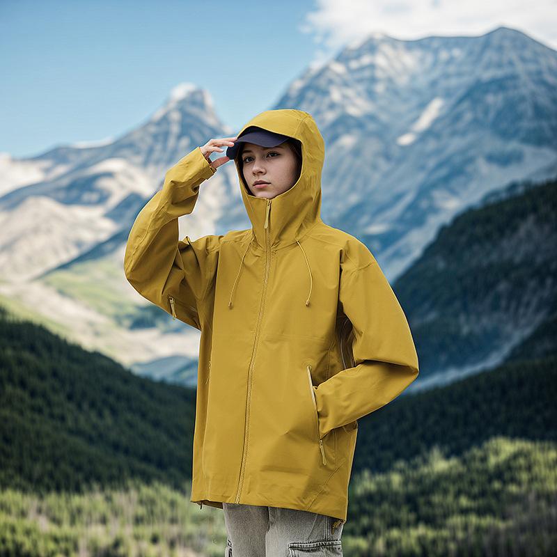 Nouvelle veste hardshell d'alpinisme d'extérieur pour homme, tissu triple épreuve, tendance mode, multicolore en option, manteau de couple