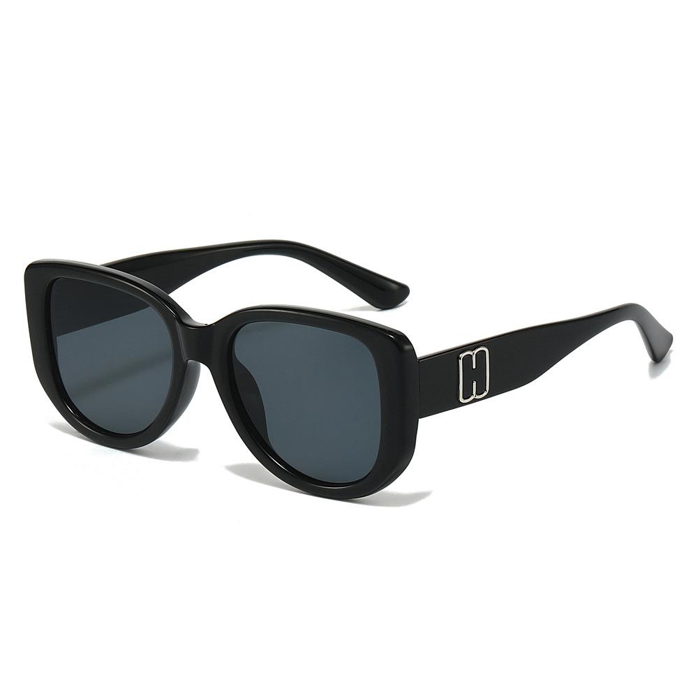 

New Y2k Square Sunglasses Women Brand Designer H Letters Bold Frame Travel Casual Sun Shades Uv400 черный серый