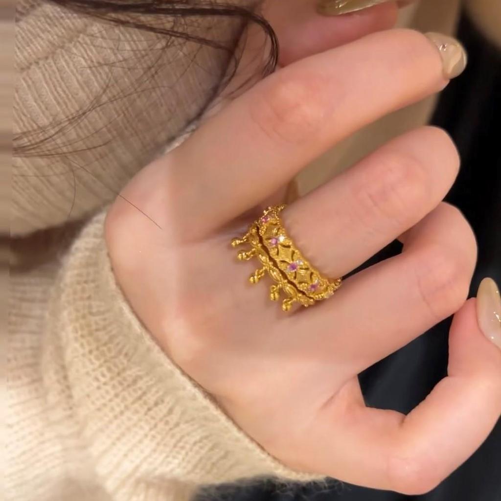 Exquisite Ancient Style Amethyst Rattle Ring - Unique Luxury Women's Fashion Accessory