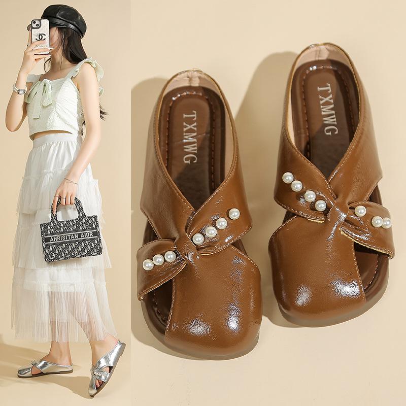 Baotou half slippers women's 2025 summer new outer wear one pedal low heel cool slippers French flat bottom outer wear hollow