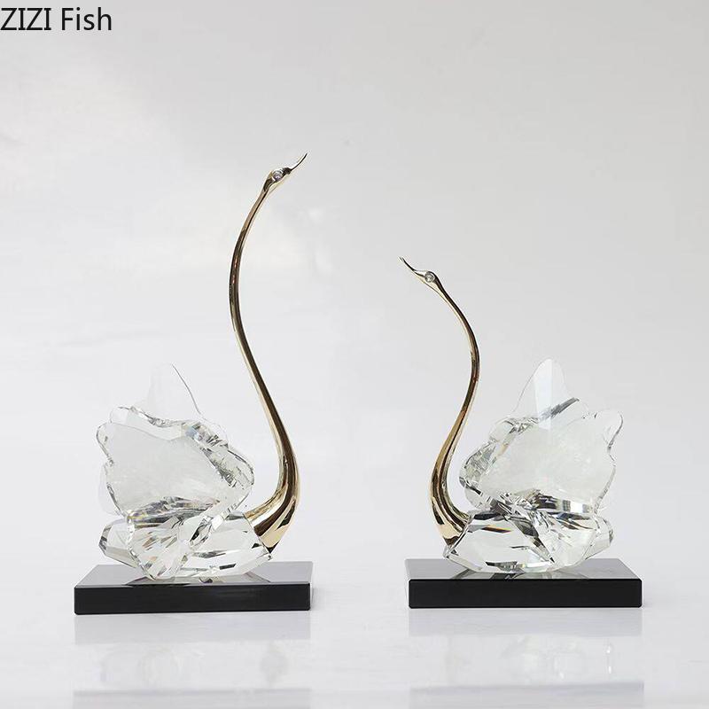 Transparent Crystal Swan Ornaments Creative Artwork Desk Decoration Gold-plated Swan Sculpture Modern Home Decor Accessories