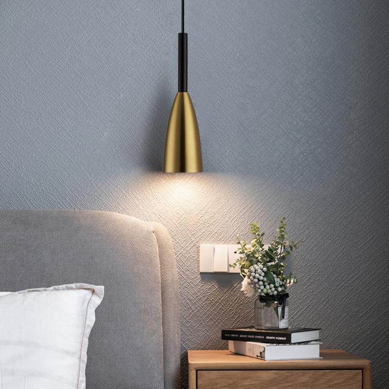 Nordic Minimalist Golden Pendant Lamp Restaurant Bar Creative Living Room Bedroom Bedside Light Led Personality Small Chandelier