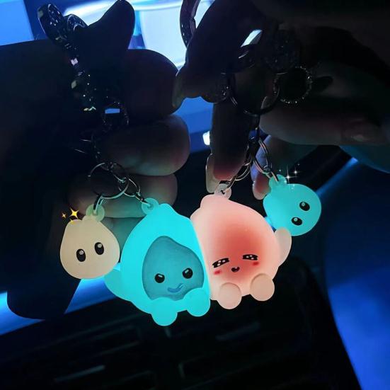 2 szt. Brelok dla pary Luminous Silikonowy w kształcie kropli wody Różowy Niebieski Uśmiechnięta twarz Design Brelok Magnetyczne ssanie Zawieszka do torby