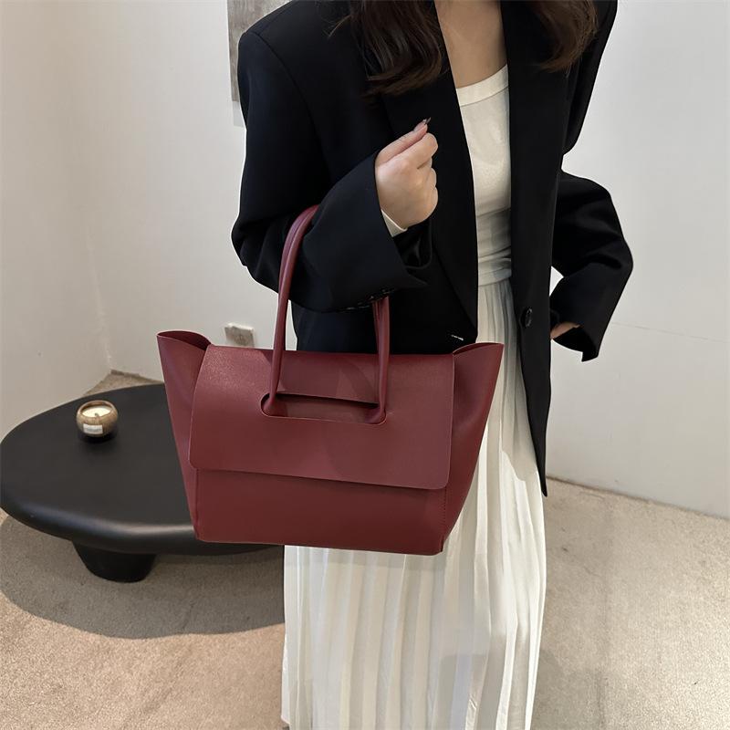 Big bag women's bag 2025 autumn new trendy Korean version large capacity niche handbag retro commuter tote bag