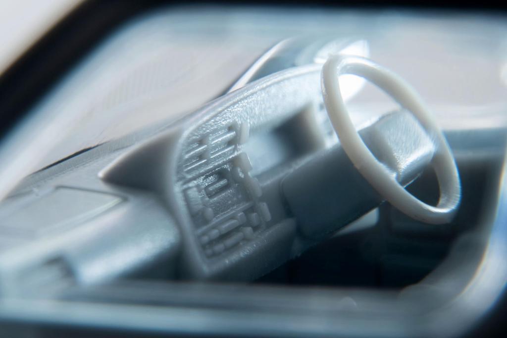 Tomica Limited Vintage Neo Toyota Hiace Wagon Super Custom Blue 90 Year Finished Product 1/64 LV-N208d White/Light