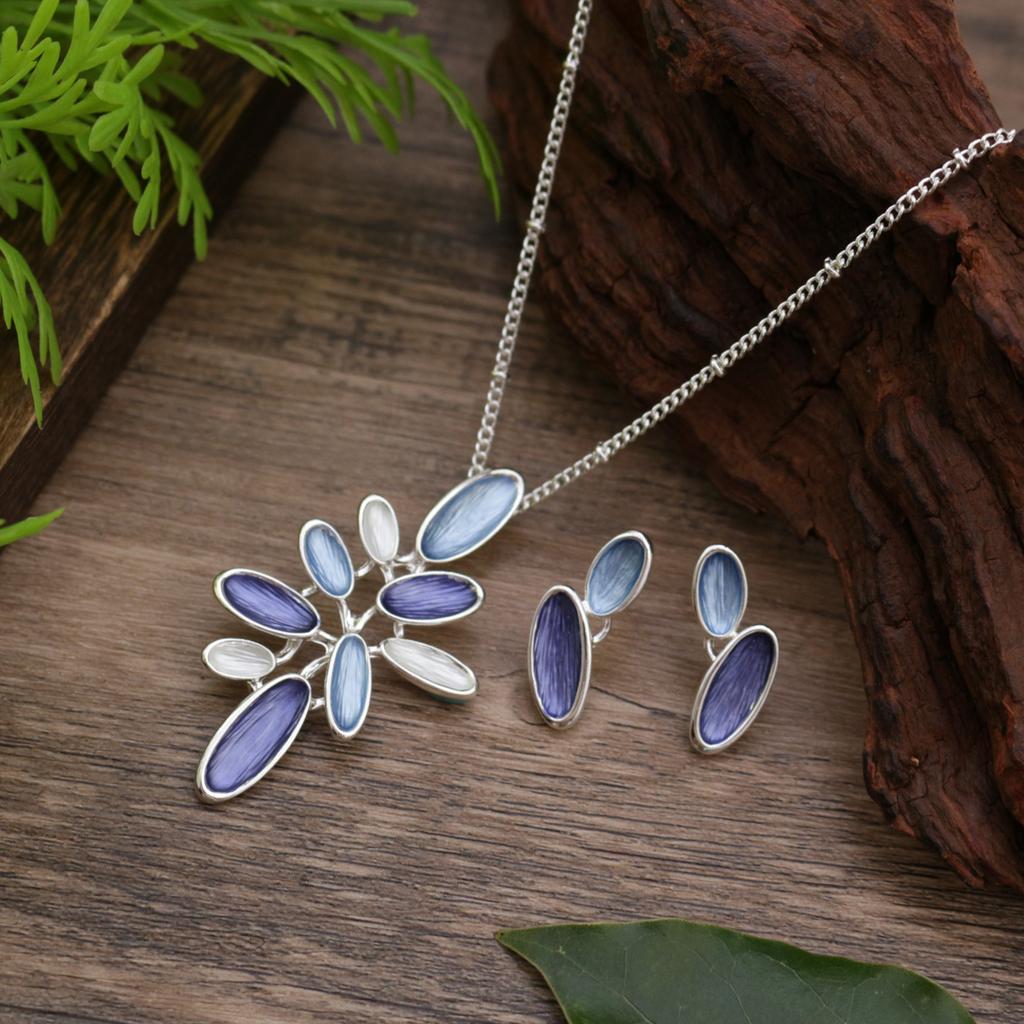 New Enamel Geometric Petal Stud Earrings Pendant Set, Women's Fashion High-end Flower Necklace
