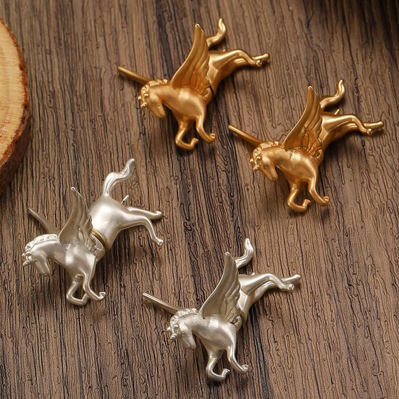 Personalized Zodiac Pegasus Earrings Trendy Women's Cute Pegasus Ear Studs Fashionable Jewelry Gifts