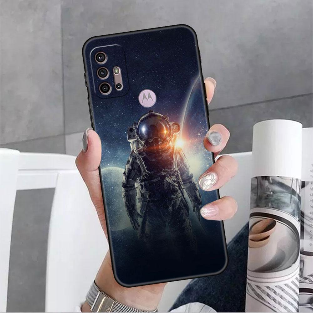 

Astronaut Cosmic Planet Case For Motorola G30 G9 Play G82 G52 G60 G8 G9 Power G50 One Fusion Edge 30 20 Black Soft Phone Capas One Hyper