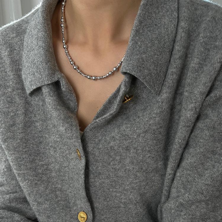 

True Hemp Color Shijia Pearl Cut Flower Pearl Necklace Women S Light Luxury Niche Autumn And Winter Temperament Beaded Sweater Chain