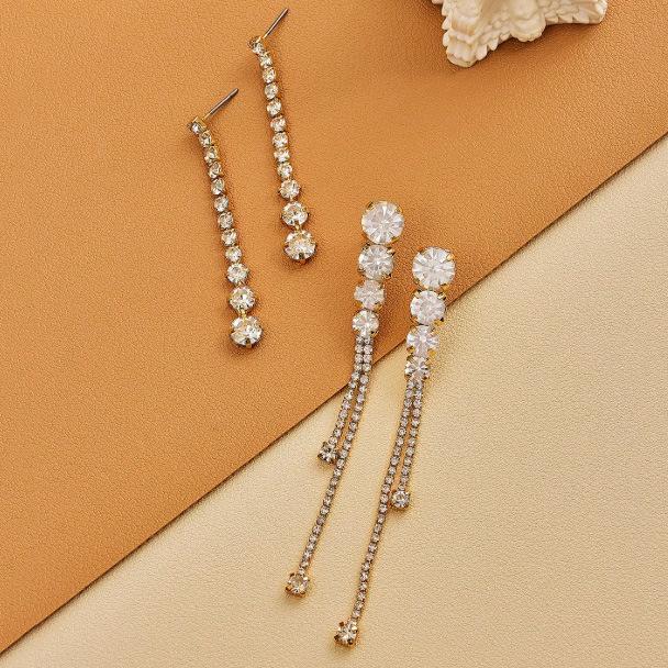 A pair of French elegant Blingbling zircon fringed earrings, niche design sense, high-end temperament banquet wedding