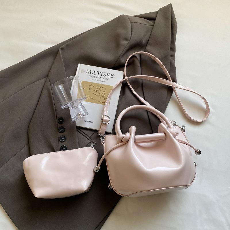 Fashion Handbag Women's New Versatile Shoulder Bag Messenger Bag