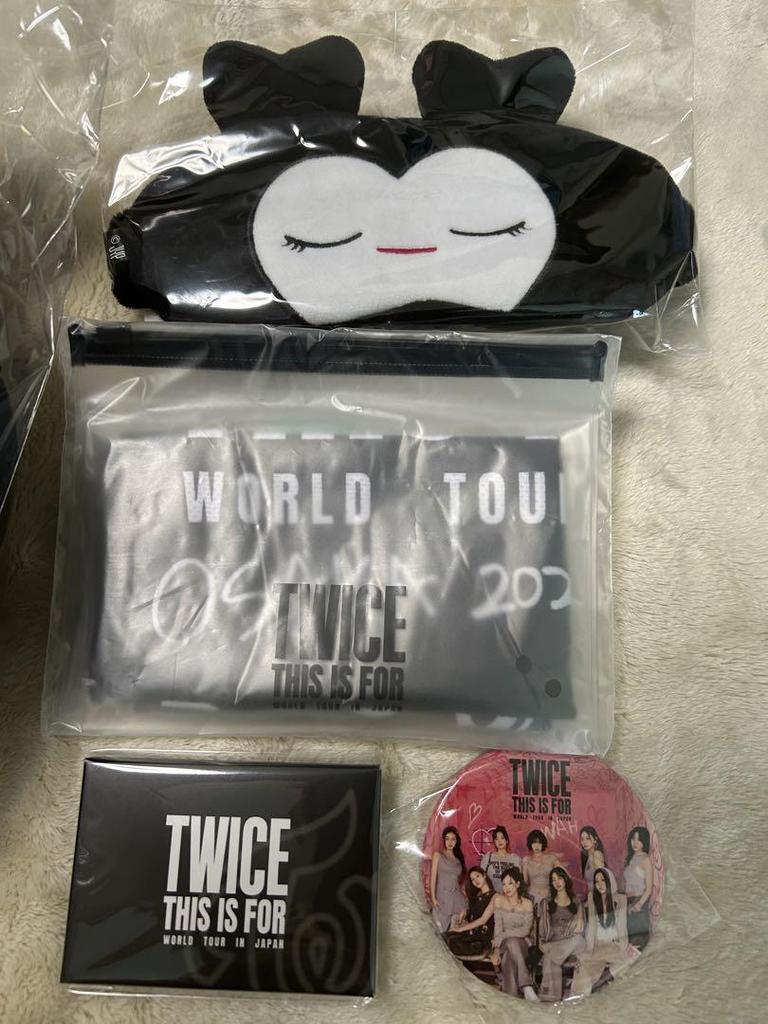 [USED] <TWICE> THIS IS FOR Upgrade Bonus Full Set