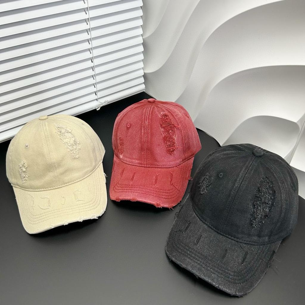 Spring and Summer New Solid Color Personalized Hole Wind Baseball Hat Men and Women Sunshade Edging Retro Personalized Outdoor Duck Tongue