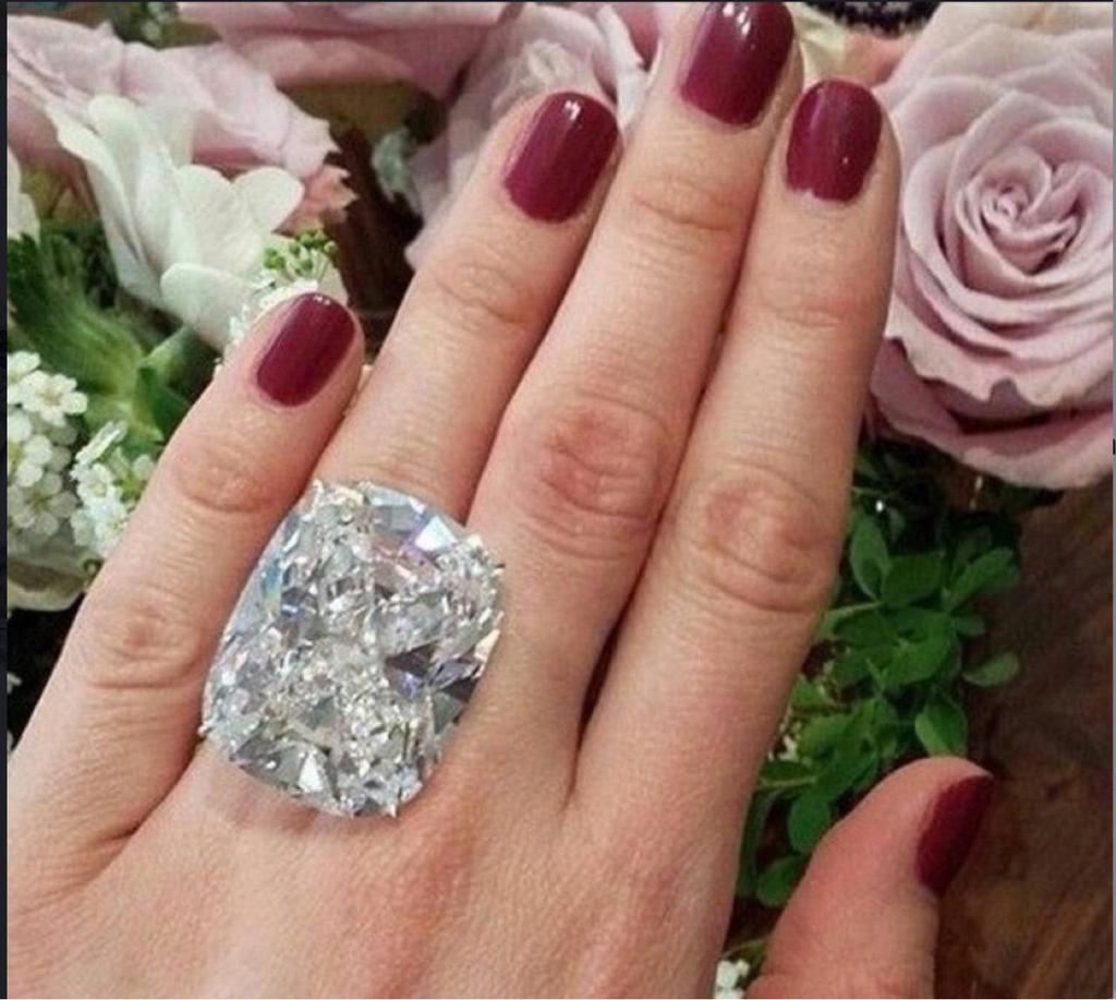 New White Square Diamond Ring: European & American Fashion, Women's Trendy Simple Design