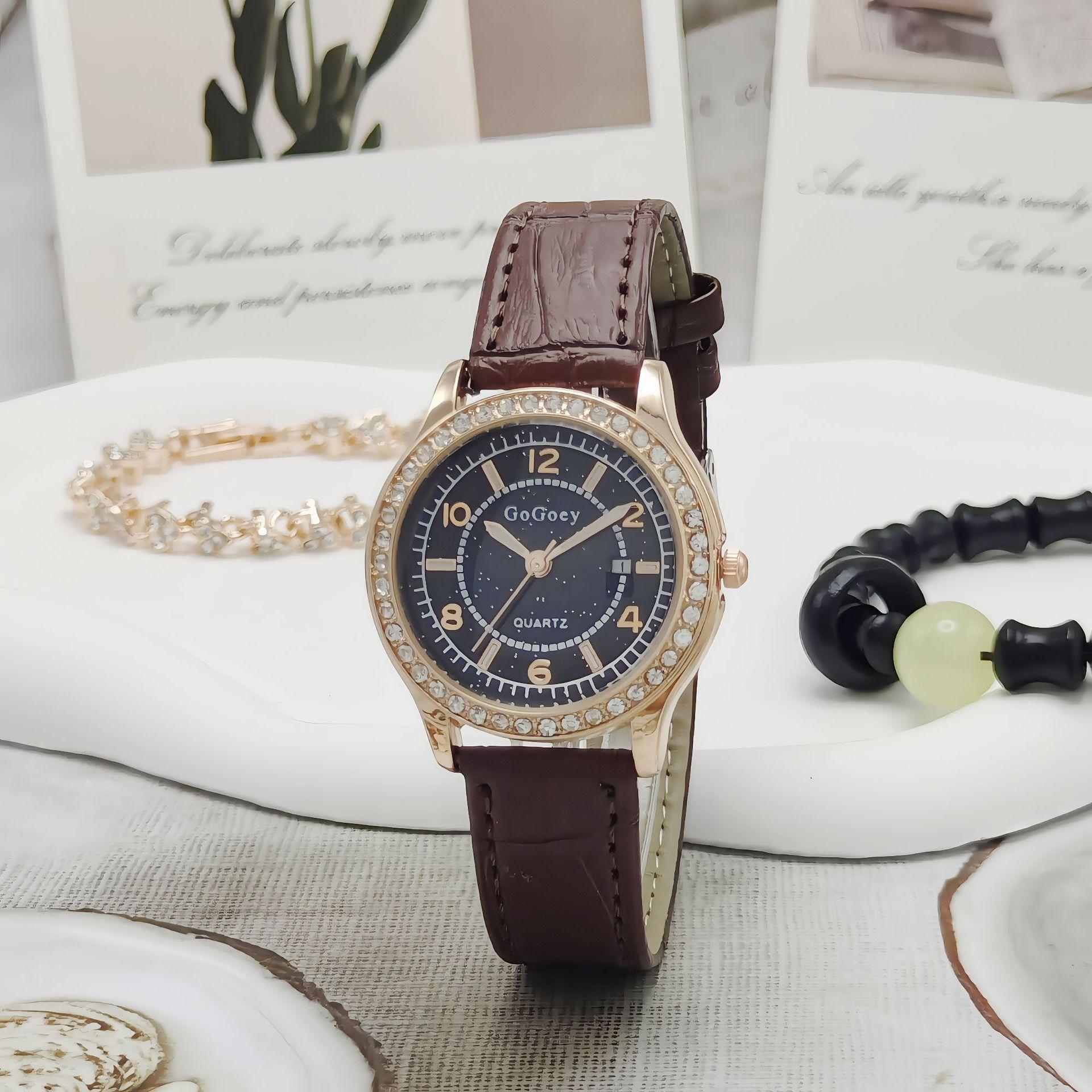 

Women Quartz Watch Luminous Rhinestone Leather Strap Starry Dial Wristwatch