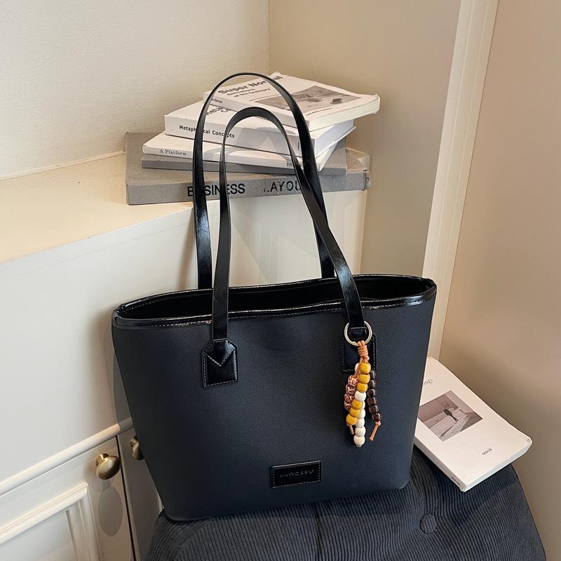 Fashion Large-capacity Bag Women's 2025 New Commuter Versatile Shoulder Bag, High-end Sense Going Out To Work Tote Bag