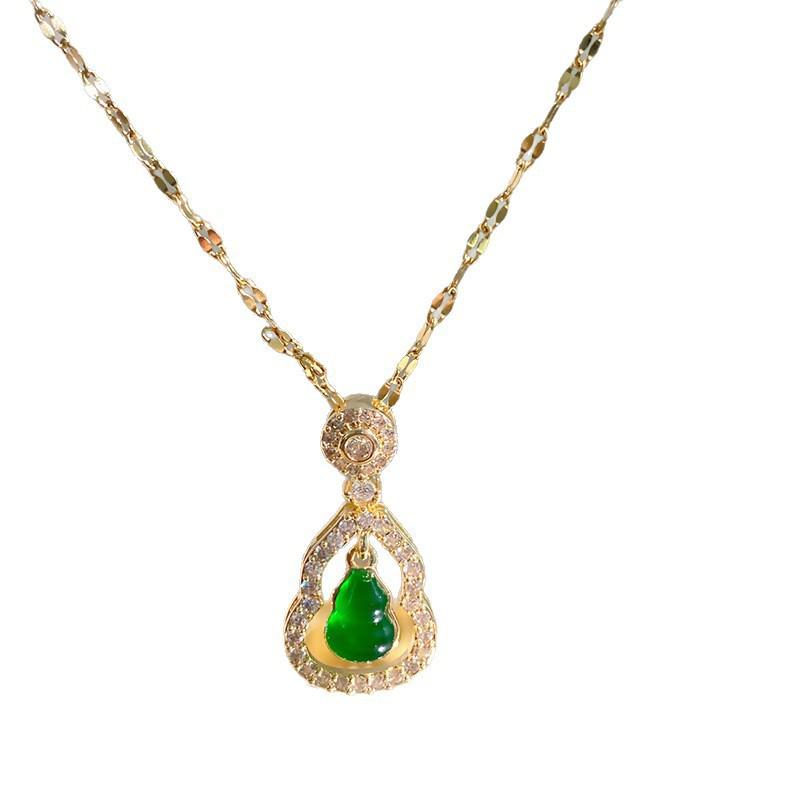 Hollow Emerald Gourd Pendant Micro-set Diamond Necklace - Chinese Style Light Luxury Necklace