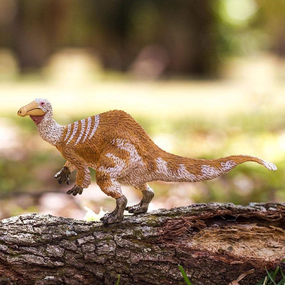 Safari Ltd. Deinocheirus Figurine - Detailed 7.75 Dinosaur Figure - Educational Toy for Boys, Girls, and Kids Age 3+