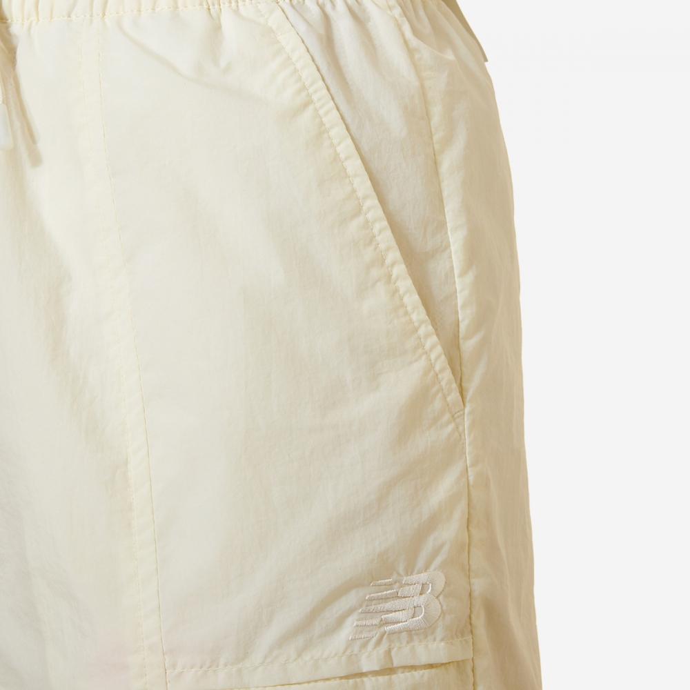 New Balance Women S Light wovenS 4 ShortS pantS Nbnve2w422   64  Cream