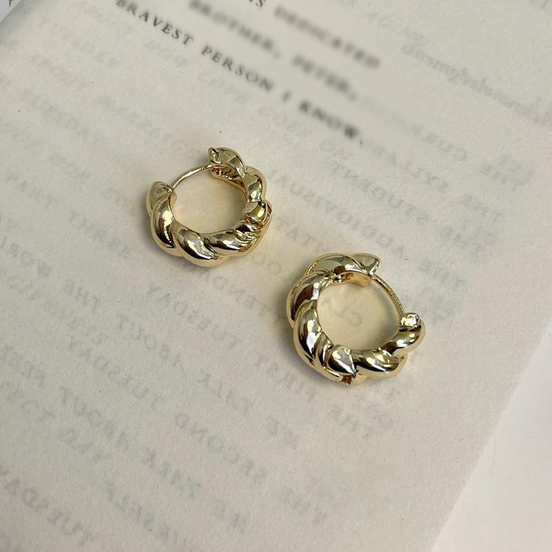 Twist Geometric Circle Earrings: Trendy Croissant Style for Women, Needle Back, Fashionable & Versatile Accessory