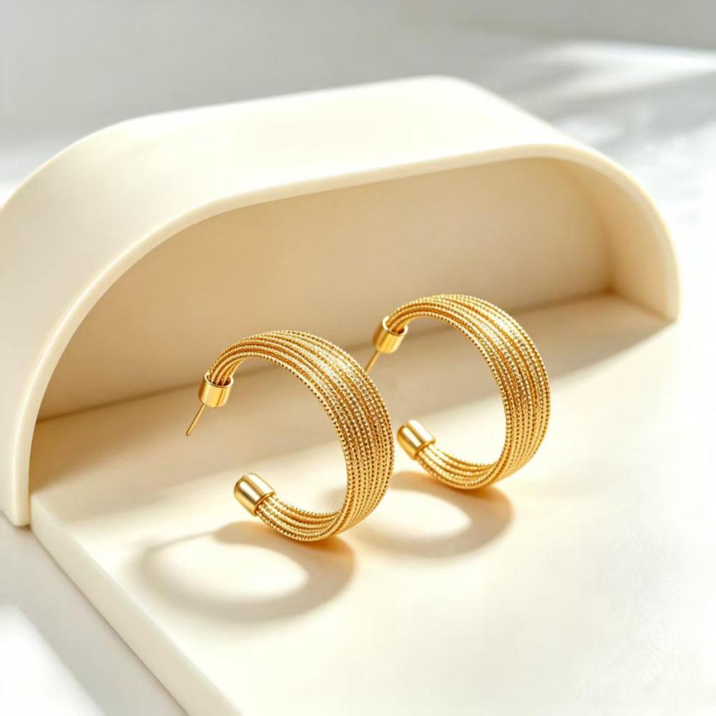 Elegant French Retro Multi-Layer Circle Earrings - High-Quality Gold-Plated Copper, Fashionable Vintage Design.