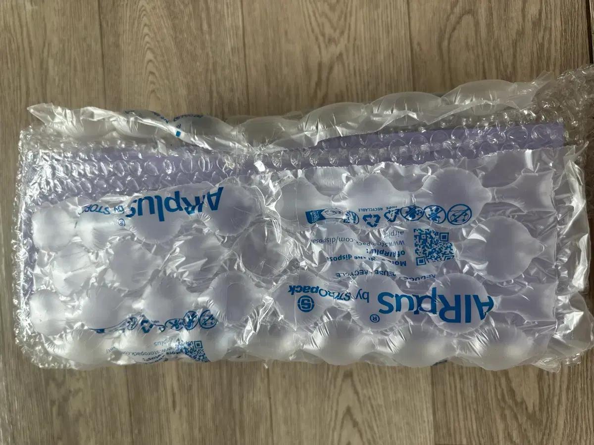 

TAEYEON [Unopened] Limited Edition Microphone Album