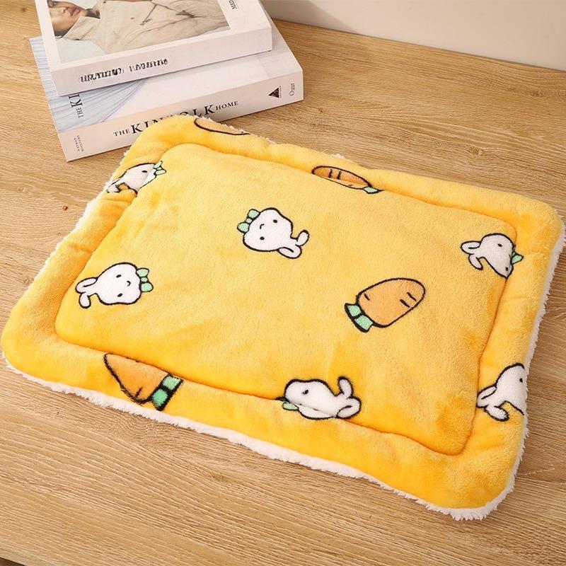 Small Pet Flannel Cage Mat Double Sided Warm Winter Sleeping Cushion Pad for Rabbit Bunny Cat Puppy