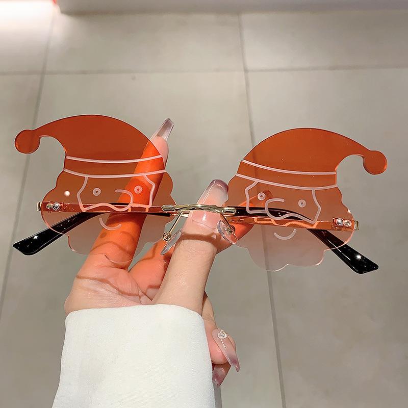 

Luxury Brand Designer Merry Christmas Santa Claus Sunglasses Women Vintage Fashion Sun Glasses For Men Rimless Party Cute Shades