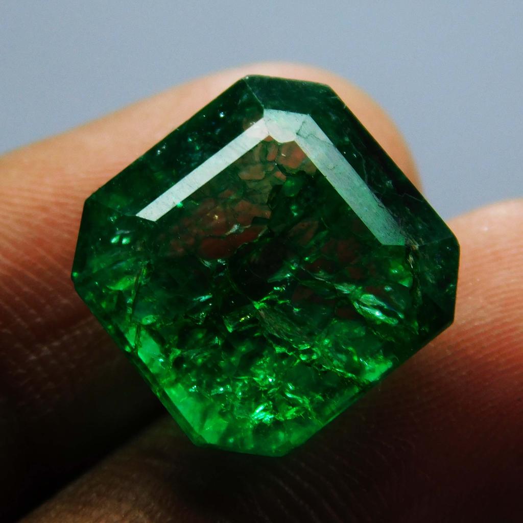 10 Ct Natural Emerald Emerald Cut Green Colombian Loose Gemstone CERTIFIED A-3904b