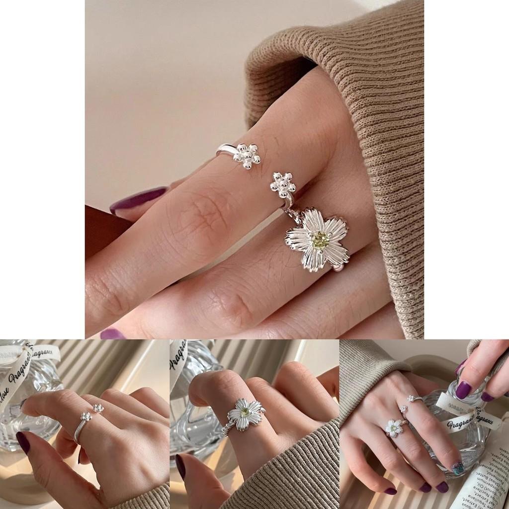 Chic Minimalist Copper Open Ring Featuring Stylish Floral Motif For Fashion-forward Ladies