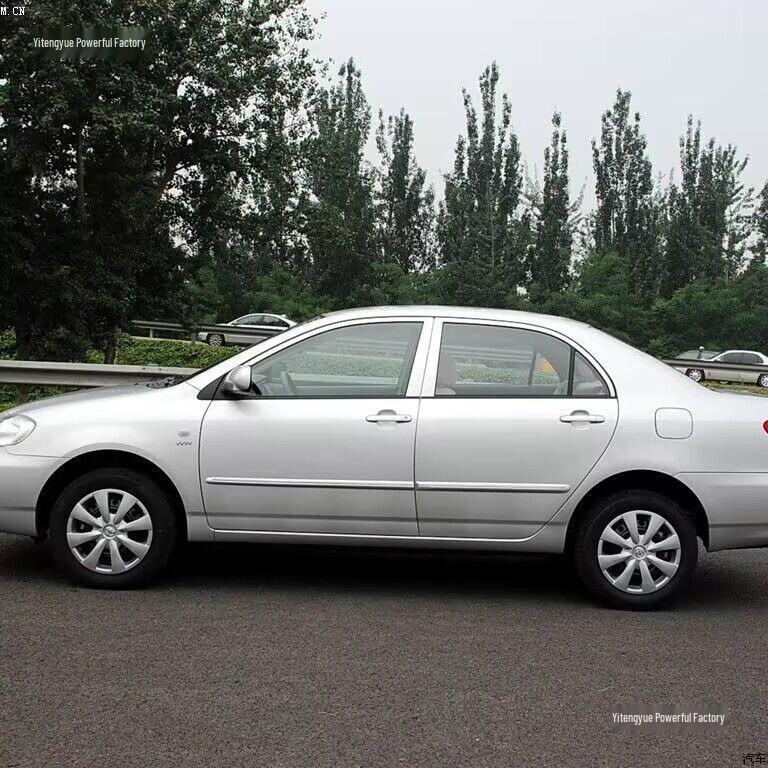 Passt für neue und alte Toyota Corolla: 15-Zoll Stahl-, Kunststoff-Rad- und Reifenabdeckungen.