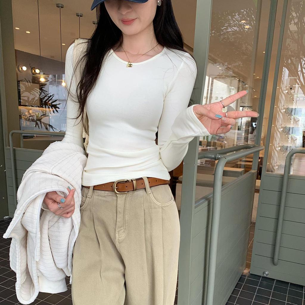 Elegant Slim Fit Long-Sleeve Round Neck T-Shirt for Women - Autumn/Winter Korean Style Base Layer