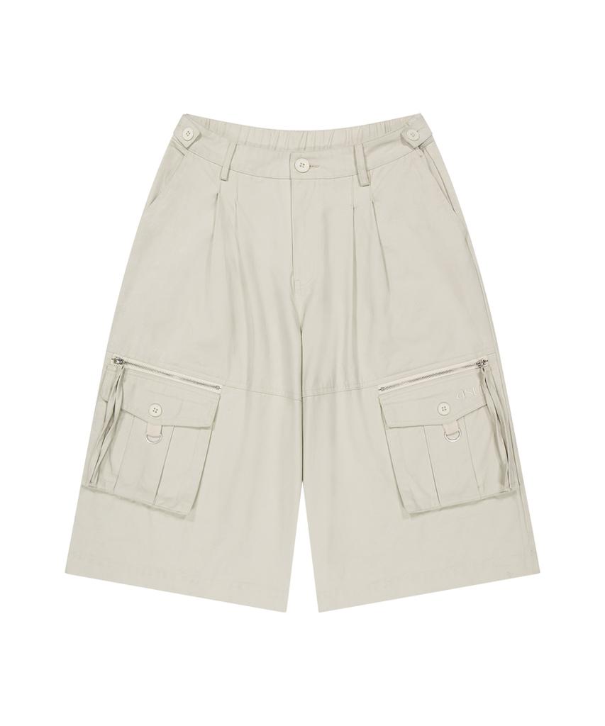 Aejeuyua Pintuck Stitch Bermuda Pants Beige