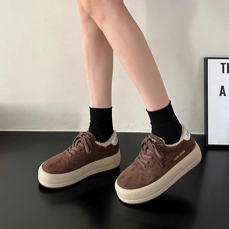 Winter New Thick Soled Cotton Shoes Women's Fashion Suede Front Lacing Anti-slip Wear-resistant Low-top Shoes