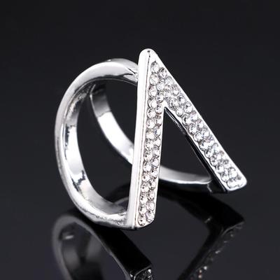 Girls Gift V Shape Fashion Accessories Inlaid Rhinestone Shawl Buckle Scarf Ring Brooch Jewelry