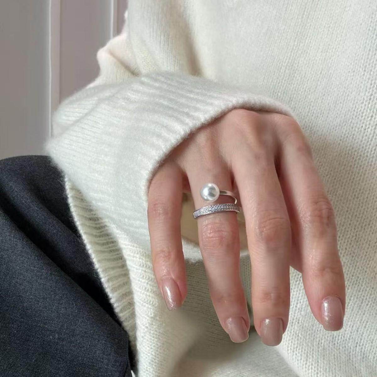 

Жемчуг Индивидуальность Высокий Сенс Легкая Роскошь Дизайн Японский Легкая Роскошь Указательный Палец Открытое Кольцо Кольцо Женщины Opening adjustable