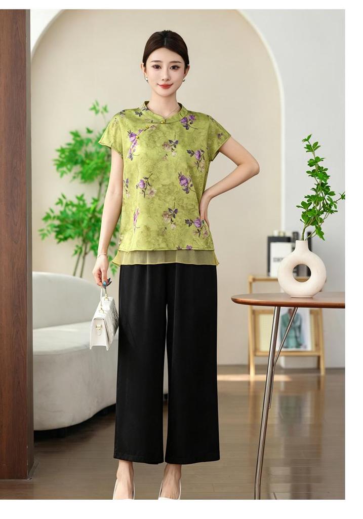 Summer Casual Chinese Style Suit: Diagonal Lapel Top with Frog Buttons for Middle-Aged Women - Lightweight Two-Piece Set