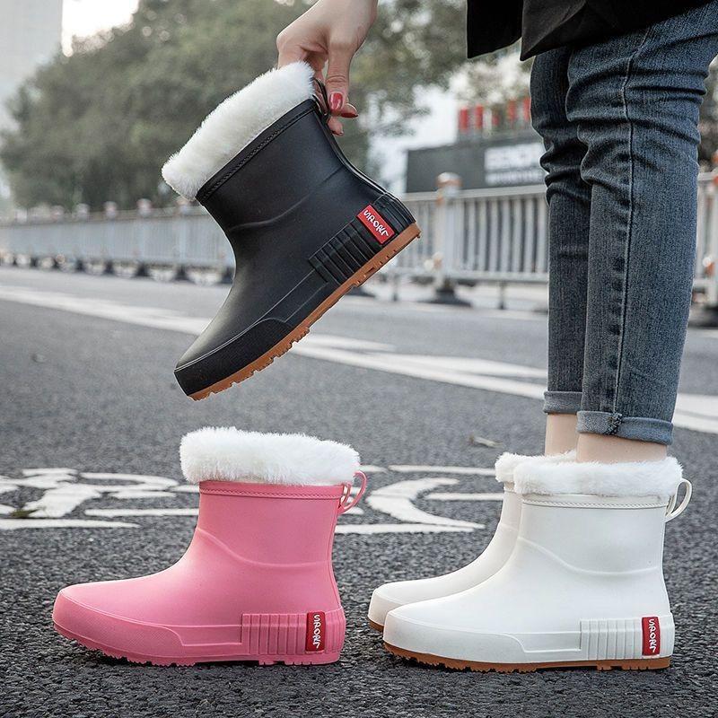 New Short Rain Shoes Women's Wear Flat-bottomed Non-slip Water Shoes Student Rubber Shoes Kitchen Work Short Water Boots