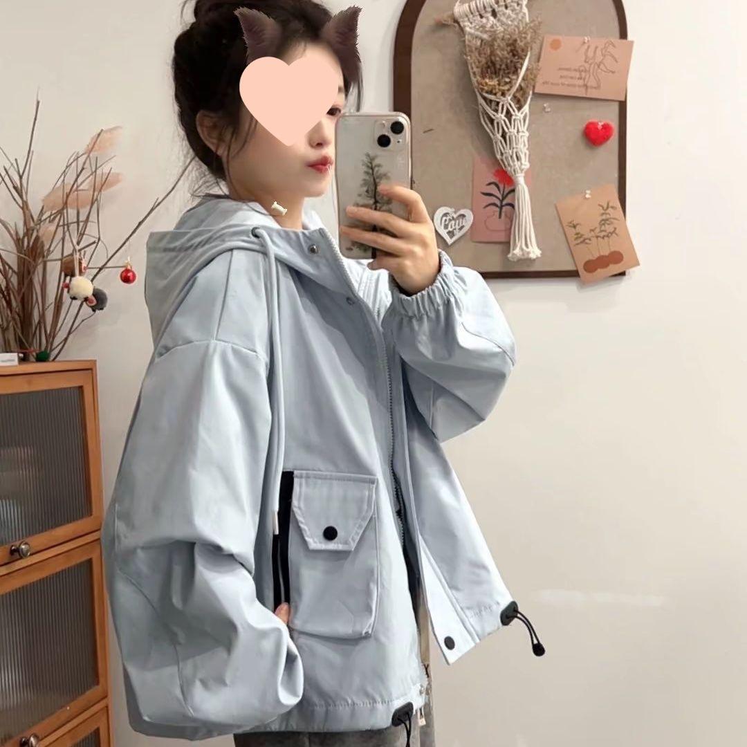 

Маленькая универсальная ветровка с капюшоном – Повседневная свободная куртка на весну и осень 2025 года